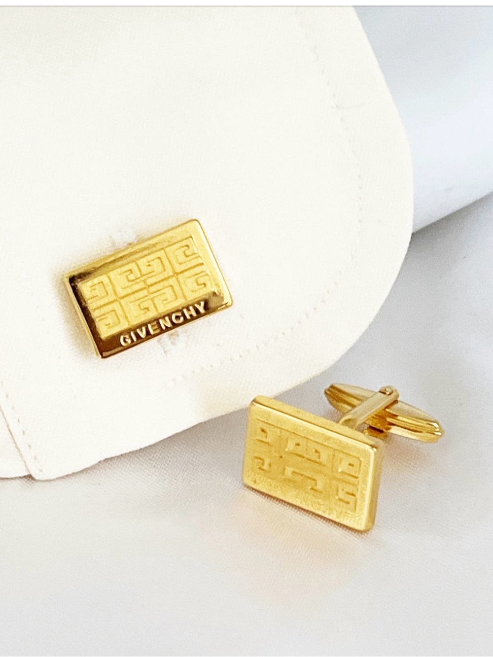 GIVENCHY Vintage Cufflinks Gold Tone Square 4G Interlocking Logo Design Stamped